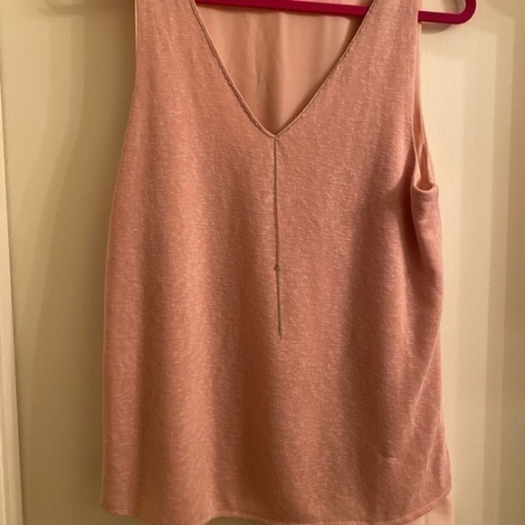 NWOT Crosby sleeveless top - Picture 4 of 8